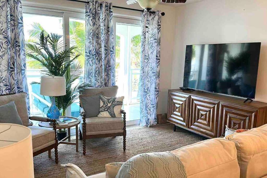 Maho Beach House - Luxe 1-Bedroom - Ocean View 外观 照片